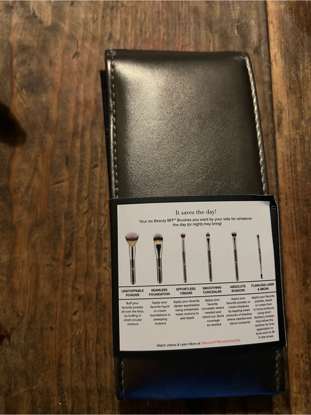 IT COSMETICS BRUSHES FOR ULTA YOUR SUPERHEROS FULLSIZE TRAVEL MAKEUP BRUSH SET!